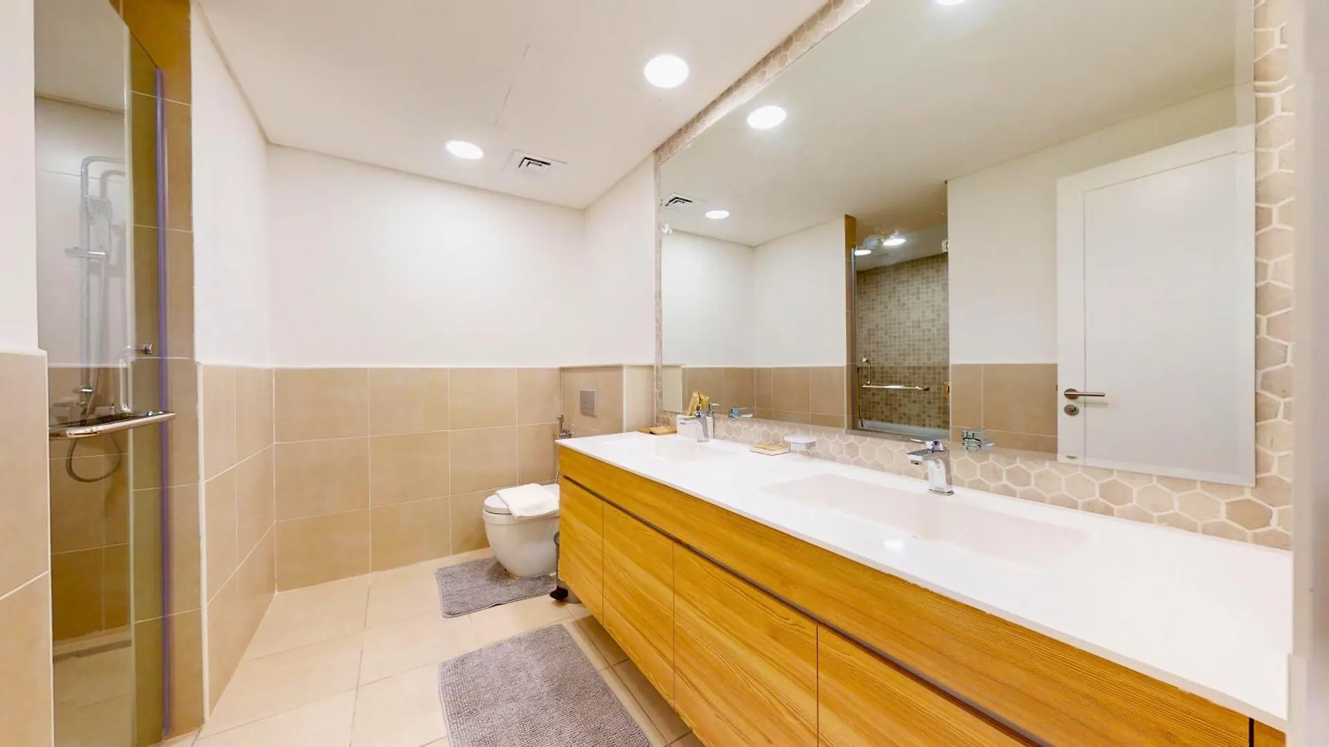 Sophisticated Designed 2Br, Furnished In Jge Apartment Dubai