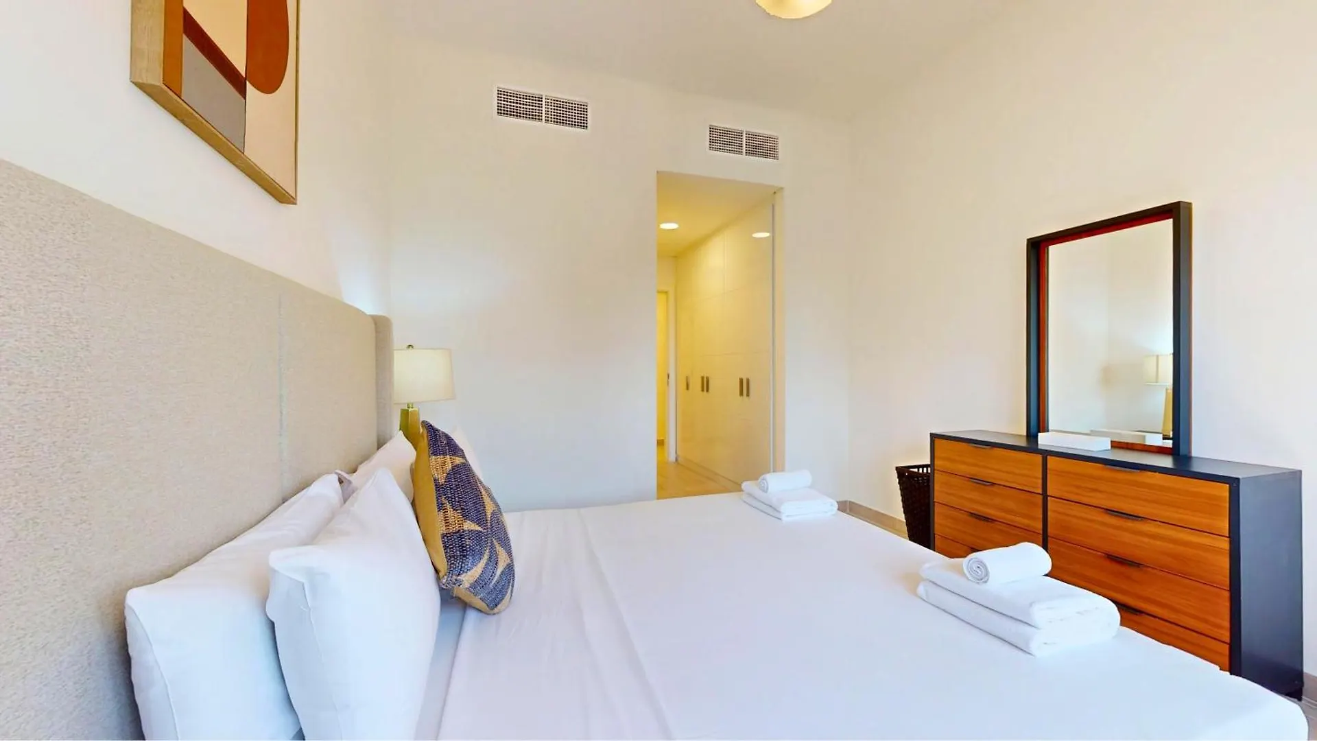Sophisticated Designed 2Br, Furnished In Jge Lejlighed Dubai